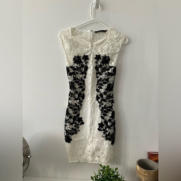 Zara Black & White Lace Dress - Picture 2 of 7